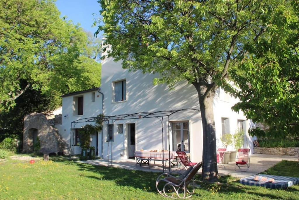 La Maison Du Prieure Vezenobres Екстериор снимка
