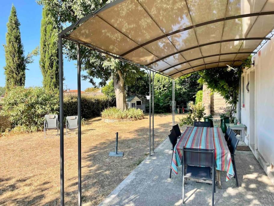 La Maison Du Prieure Vezenobres Екстериор снимка